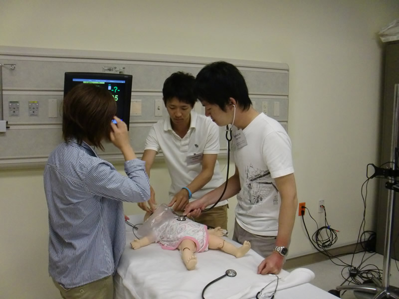 小児の救急対応シミュレーション実習