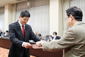 センター指導医、宮本俊之先生が良順教育賞を受賞。